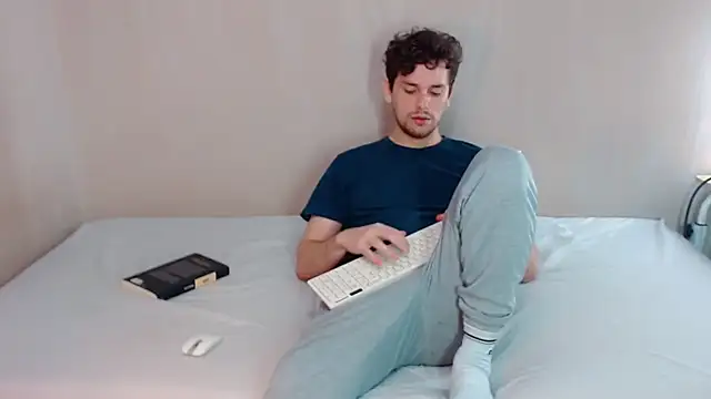 Elio555 online show from March 21, 2025, 9:34 am