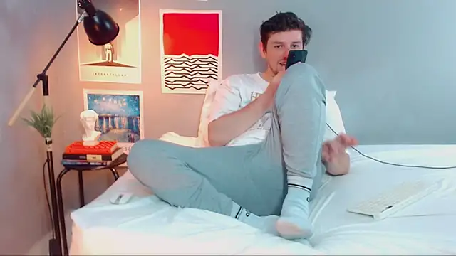 Elio555 online show from September 23, 2025, 8:23 pm