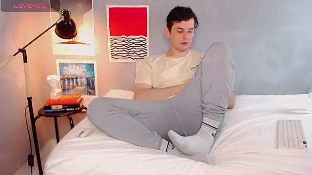 Elio555 online show from October 30, 2025, 1:12 pm