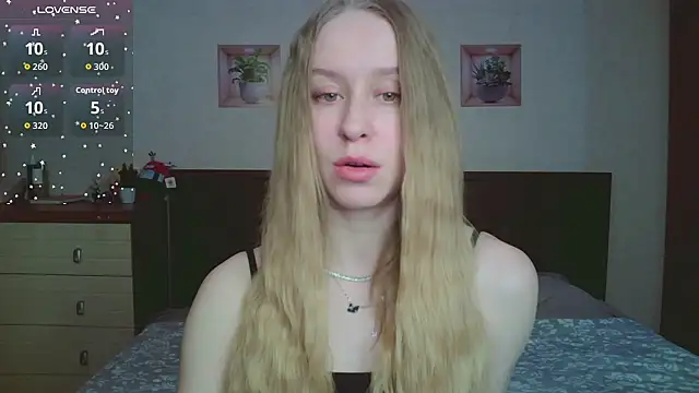 Snapshot of Lily__Devil chatting on February 28, 2026, 1:23 pm Lily Devil online show from February 28, 2026, 1:23 pm