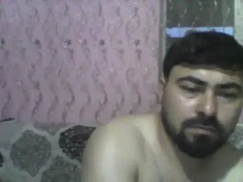 Snapshot of eminrehi chatting on June 18, 2026, 1:06 am eminrehi online show from June 18, 2026, 1:06 am