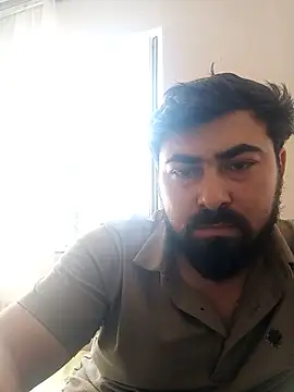 Snapshot of eminrehi chatting on July 21, 2026, 11:45 am eminrehi online show from July 21, 2026, 11:45 am