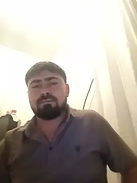 Snapshot of eminrehi chatting on July 22, 2026, 9:06 pm eminrehi online show from July 22, 2026, 9:06 pm