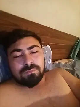 Snapshot of eminrehi chatting on July 26, 2026, 9:21 pm eminrehi online show from July 26, 2026, 9:21 pm