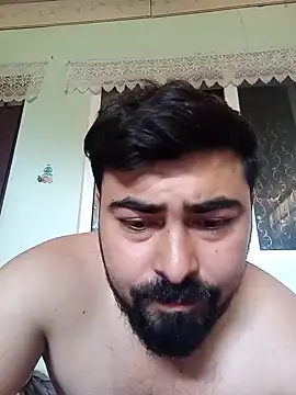 Snapshot of eminrehi chatting on August 8, 2026, 10:39 am eminrehi online show from August 8, 2026, 10:39 am
