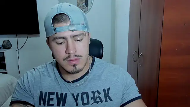 Snapshot of Baltazar_Dupont chatting on May 4, 2026, 1:51 pm Baltazar Dupont online show from May 4, 2026, 1:51 pm