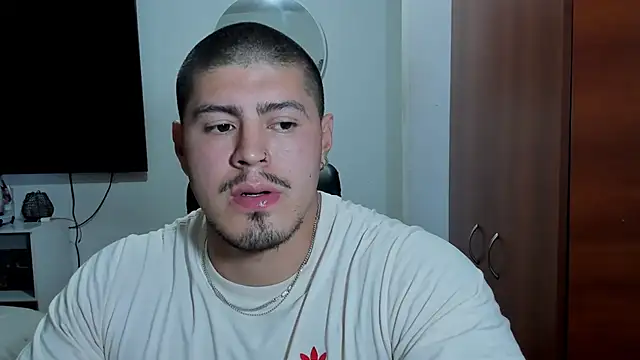 Snapshot of Baltazar_Dupont chatting on May 22, 2026, 3:46 am Baltazar Dupont online show from May 22, 2026, 3:46 am