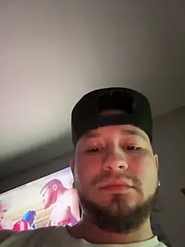 Clu0 online show from April 13, 2026, 5:02 am