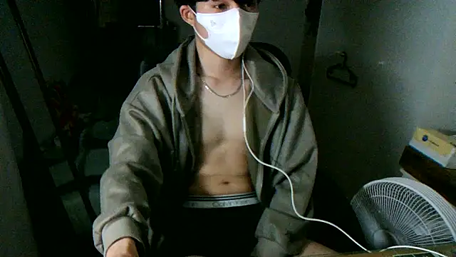 Snapshot of max5388 chatting on April 1, 2026, 4:59 pm max5388 online show from April 1, 2026, 4:59 pm