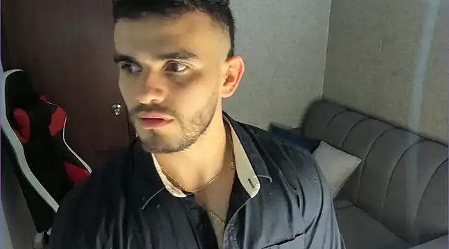 Ricardogo19 online show from January 12, 2025, 3:39 am