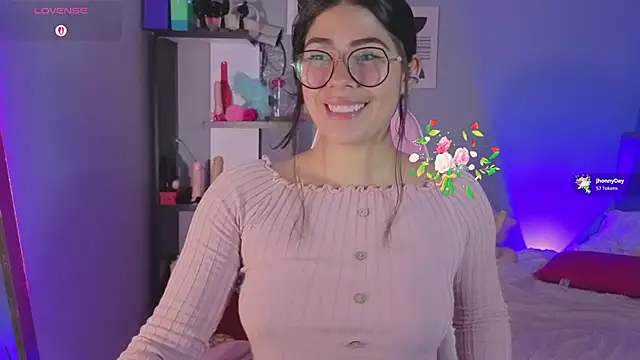 LoaLuxury online show from March 18, 2026, 8:56 pm