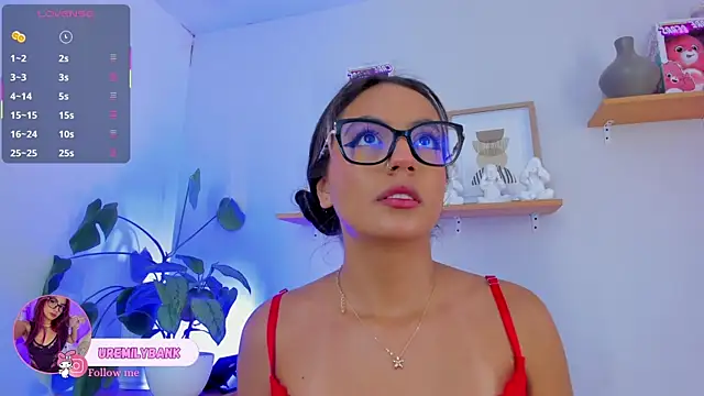 emily bank online show from September 30, 2025, 7:41 pm