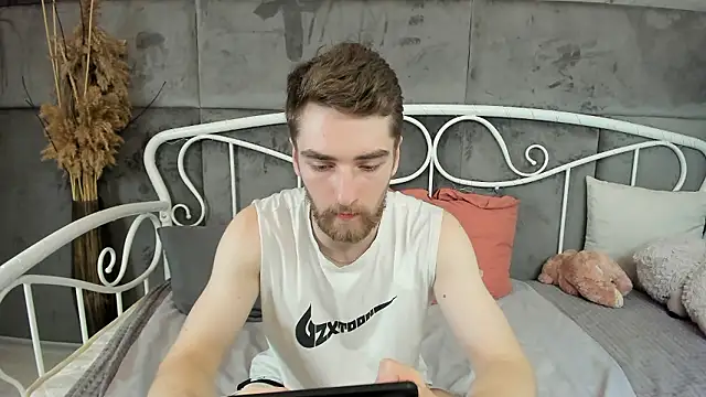 DexterDexx online show from December 1, 2024, 11:25 pm