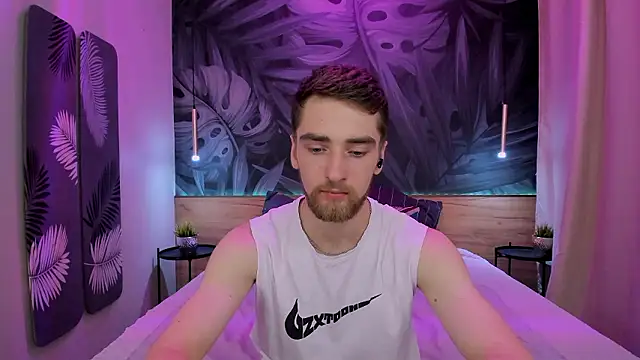 DexterDexx online show from December 3, 2024, 2:47 am