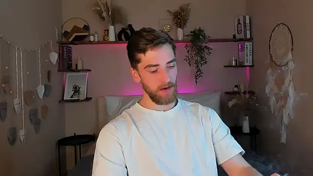 DexterDexx online show from October 13, 2025, 9:37 pm