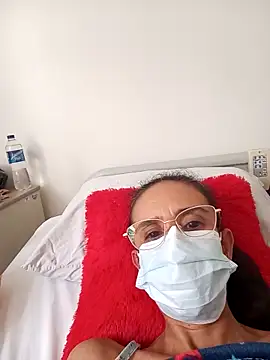 Snapshot of JuanitaDelMar chatting on November 30, 2025, 11:58 am JuanitaDelMar online show from November 30, 2025, 11:58 am