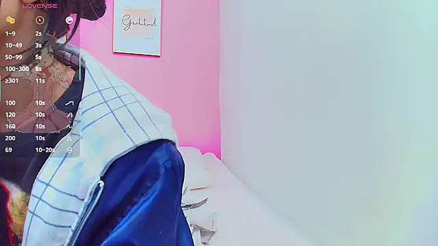 yourcuteneighbourr online show from February 11, 2025, 3:08 am