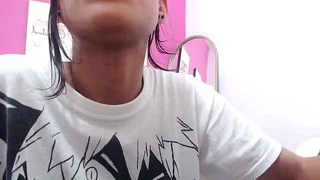 yourcuteneighbourr online show from March 19, 2025, 6:03 am