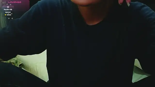 yourcuteneighbourr online show from July 18, 2026, 3:00 am