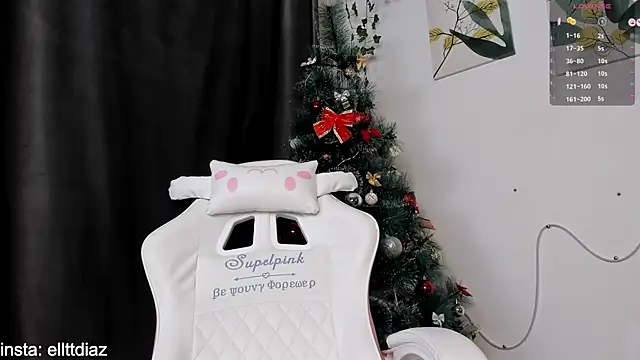 elliediaz online show from December 20, 2024, 3:31 pm