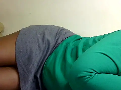Snapshot of Sexxy_slim_honey chatting on March 1, 2026, 7:27 pm Sexxy slim honey online show from March 1, 2026, 7:27 pm