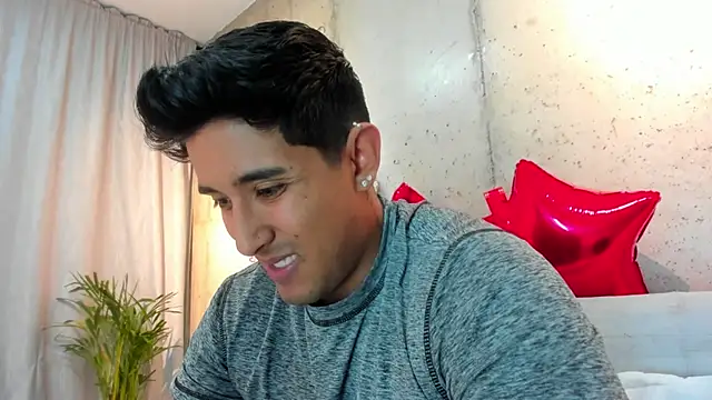 Snapshot of Alan_greek_1 chatting on February 16, 2025, 12:41 am Alan greek 1 online show from February 16, 2025, 12:41 am