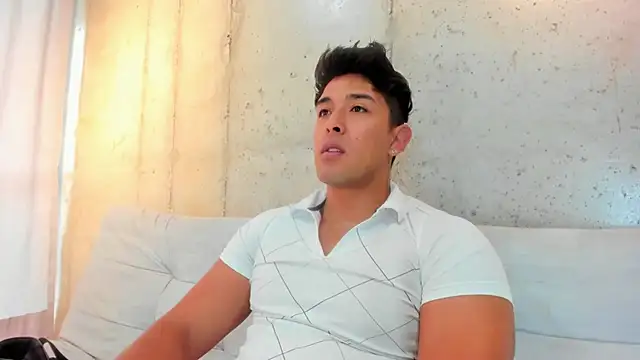 Snapshot of Alan_greek_1 chatting on March 3, 2025, 12:16 pm Alan greek 1 online show from March 3, 2025, 12:16 pm