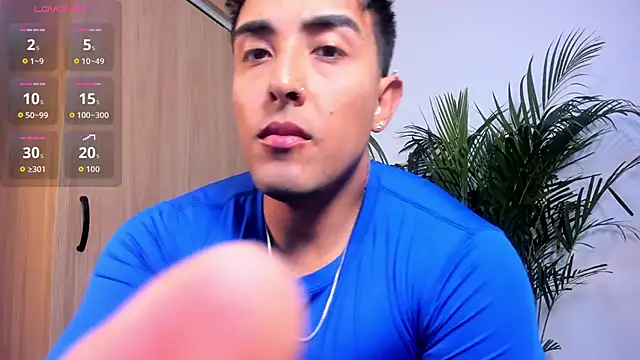 Snapshot of Alan_greek_1 chatting on October 25, 2025, 12:18 am Alan greek 1 online show from October 25, 2025, 12:18 am