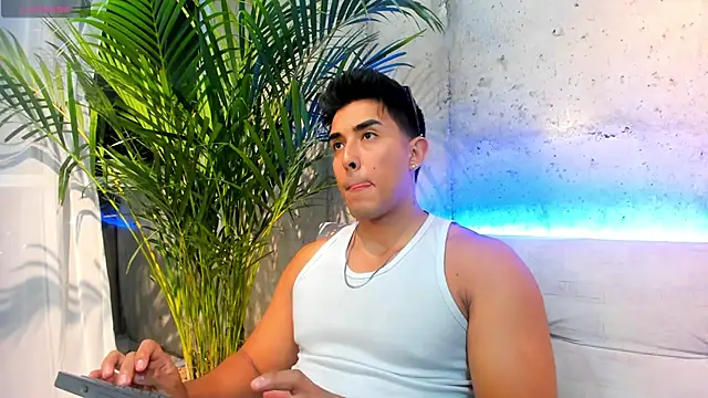 Snapshot of Alan_greek_1 chatting on October 31, 2025, 3:18 am Alan greek 1 online show from October 31, 2025, 3:18 am