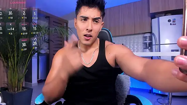 Snapshot of Alan_greek_1 chatting on November 10, 2025, 11:48 pm Alan greek 1 online show from November 10, 2025, 11:48 pm