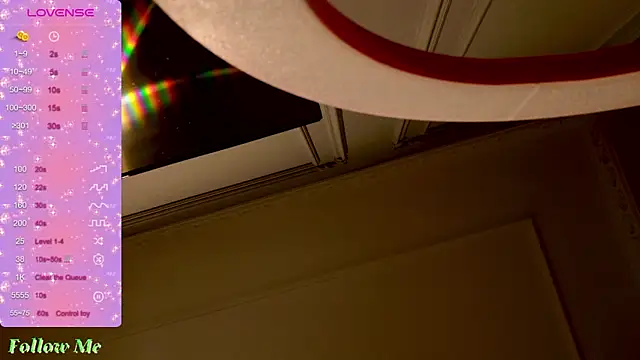 Snapshot of Liv_Fay chatting on January 19, 2025, 7:47 pm Liv Fay online show from January 19, 2025, 7:47 pm