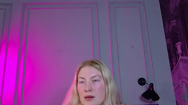 Snapshot of Liv_Fay chatting on January 25, 2025, 7:39 pm Liv Fay online show from January 25, 2025, 7:39 pm