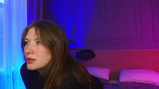 Snapshot of Liv_Fay chatting on September 20, 2025, 2:40 pm Liv Fay online show from September 20, 2025, 2:40 pm