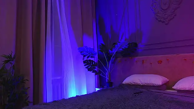 Snapshot of Liv_Fay chatting on October 23, 2025, 4:50 pm Liv Fay online show from October 23, 2025, 4:50 pm