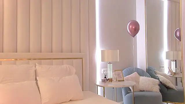 LexiMouss online show from March 20, 2025, 5:15 pm