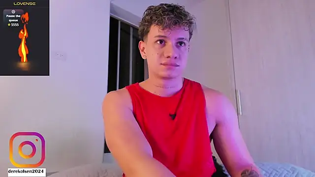 Snapshot of DerekOlsen chatting on September 16, 2025, 2:56 am DerekOlsen online show from September 16, 2025, 2:56 am