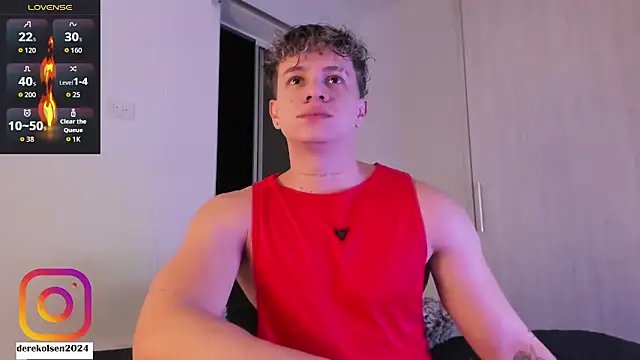 Snapshot of DerekOlsen chatting on October 10, 2025, 2:21 am DerekOlsen online show from October 10, 2025, 2:21 am