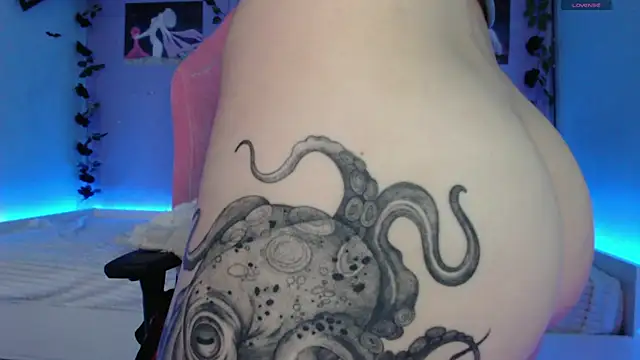 Scarlettsrorm online show from March 9, 2025, 8:29 am