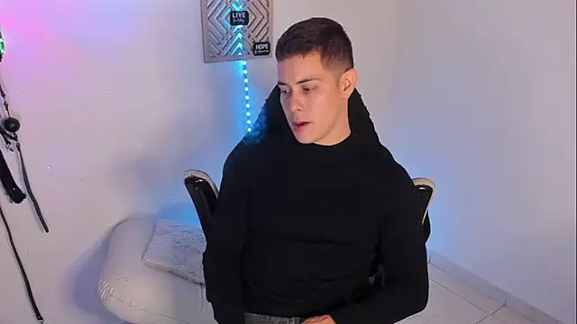 Alan hadid1 online show from March 2, 2025, 3:45 am