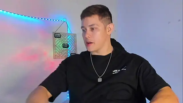 Alan hadid1 online show from March 19, 2025, 12:26 am