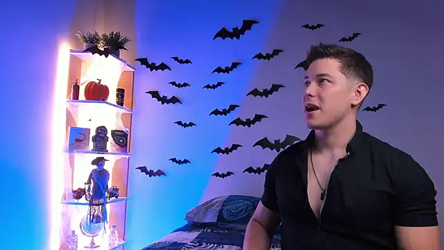 Alan hadid1 online show from October 18, 2025, 9:59 pm