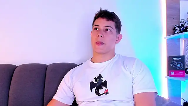 Alan hadid1 online show from March 17, 2026, 8:23 pm