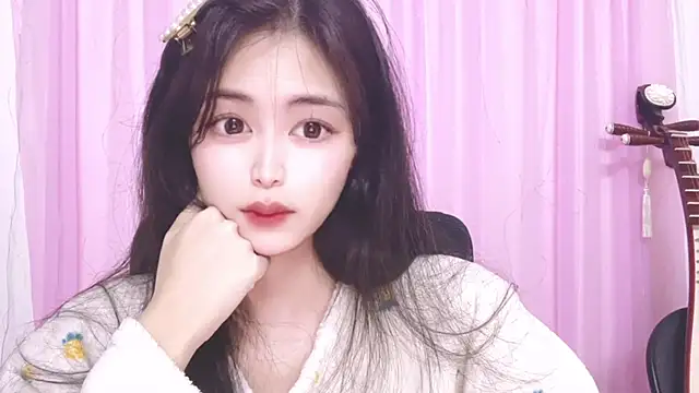 ---MIA--- online show from November 4, 2025, 2:16 pm