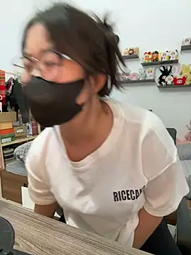 Jenni nana online show from March 18, 2025, 5:31 am