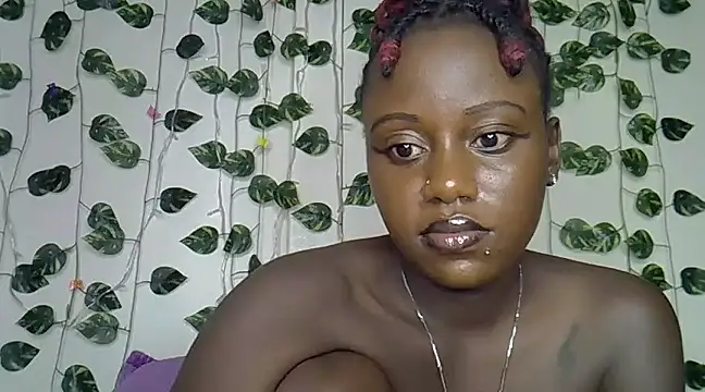 sexybree  online show from January 8, 2025, 4:12 am