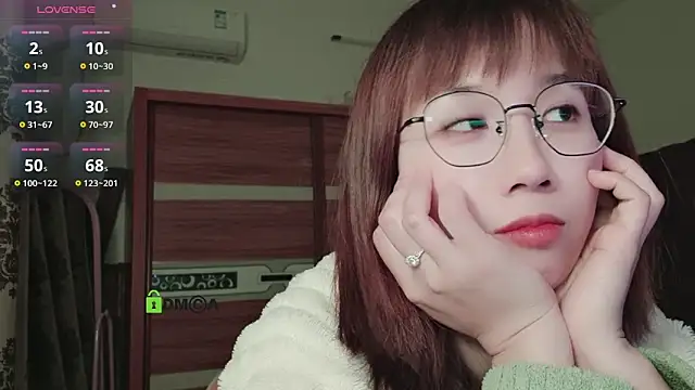 Lili 666 online show from February 21, 2025, 6:04 pm