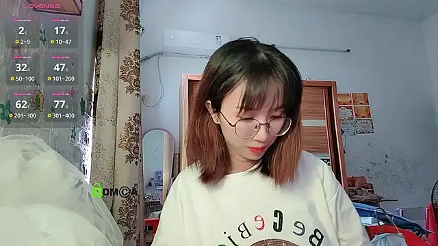 Lili 666 online show from September 19, 2025, 5:31 am