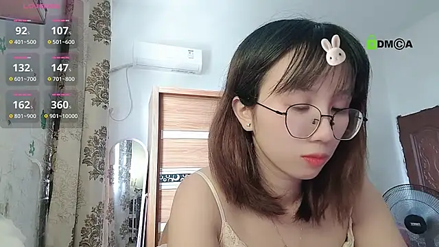 Lili 666 online show from September 28, 2025, 1:44 am