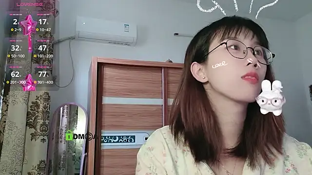 Lili 666 online show from November 5, 2025, 6:46 am