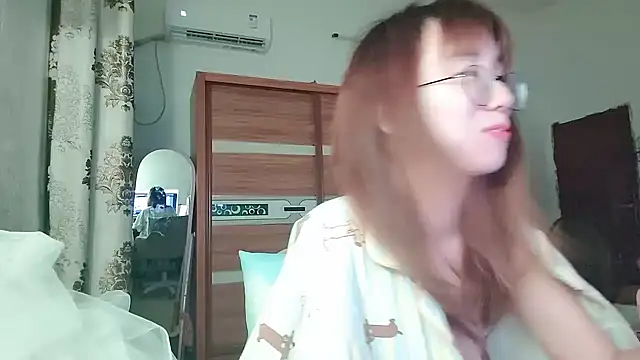 Snapshot of Lili_666 chatting on May 28, 2026, 5:10 pm Lili 666 online show from May 28, 2026, 5:10 pm